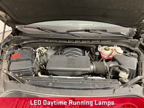 Used 2022 Chevrolet Suburban RST w/ Luxury Package image 32