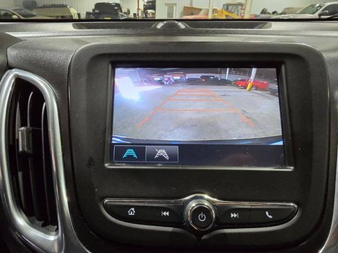 Used 2018 Chevrolet Equinox LT AWD/4WD image 35