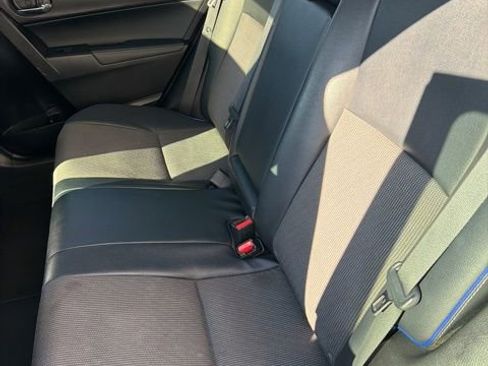 Used 2018 Toyota Corolla SE w/ SE Premium Package image 11