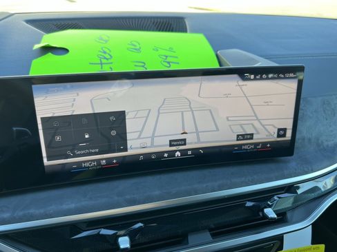 New 2026 BMW X5 xDrive40i w/ Climate Comfort Package image 17