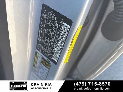 Used 2018 Hyundai Santa Fe SE w/ Cargo Package FWD image 9