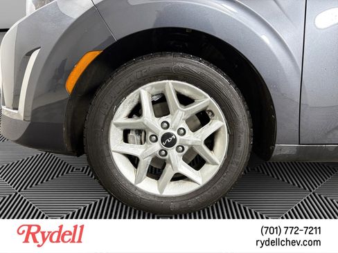 Used 2023 Kia Soul LX w/ Option Group 015 image 9