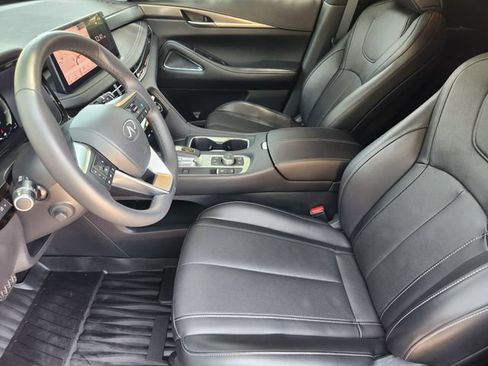 Used 2025 INFINITI QX60 Luxe w/ Cargo Package FWD image 13