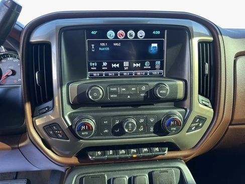 Used 2017 Chevrolet Silverado 1500 High Country image 15