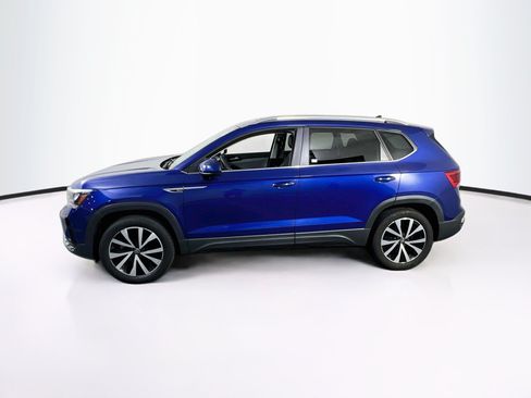 Used 2022 Volkswagen Taos SE FWD image 8