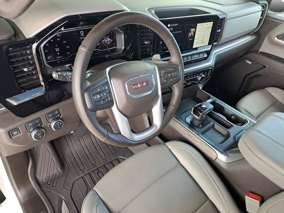 Used 2025 GMC Sierra 1500 SLT w/ SLT Premium Package AWD/4WD image 10