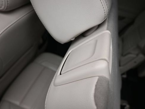 Used 2021 GMC Acadia Denali w/ Denali Ultimate Package AWD/4WD image 45
