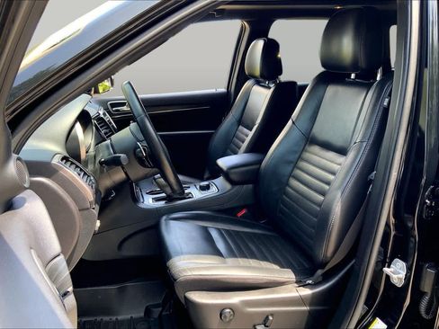 Used 2020 Jeep Grand Cherokee Limited X AWD/4WD image 9
