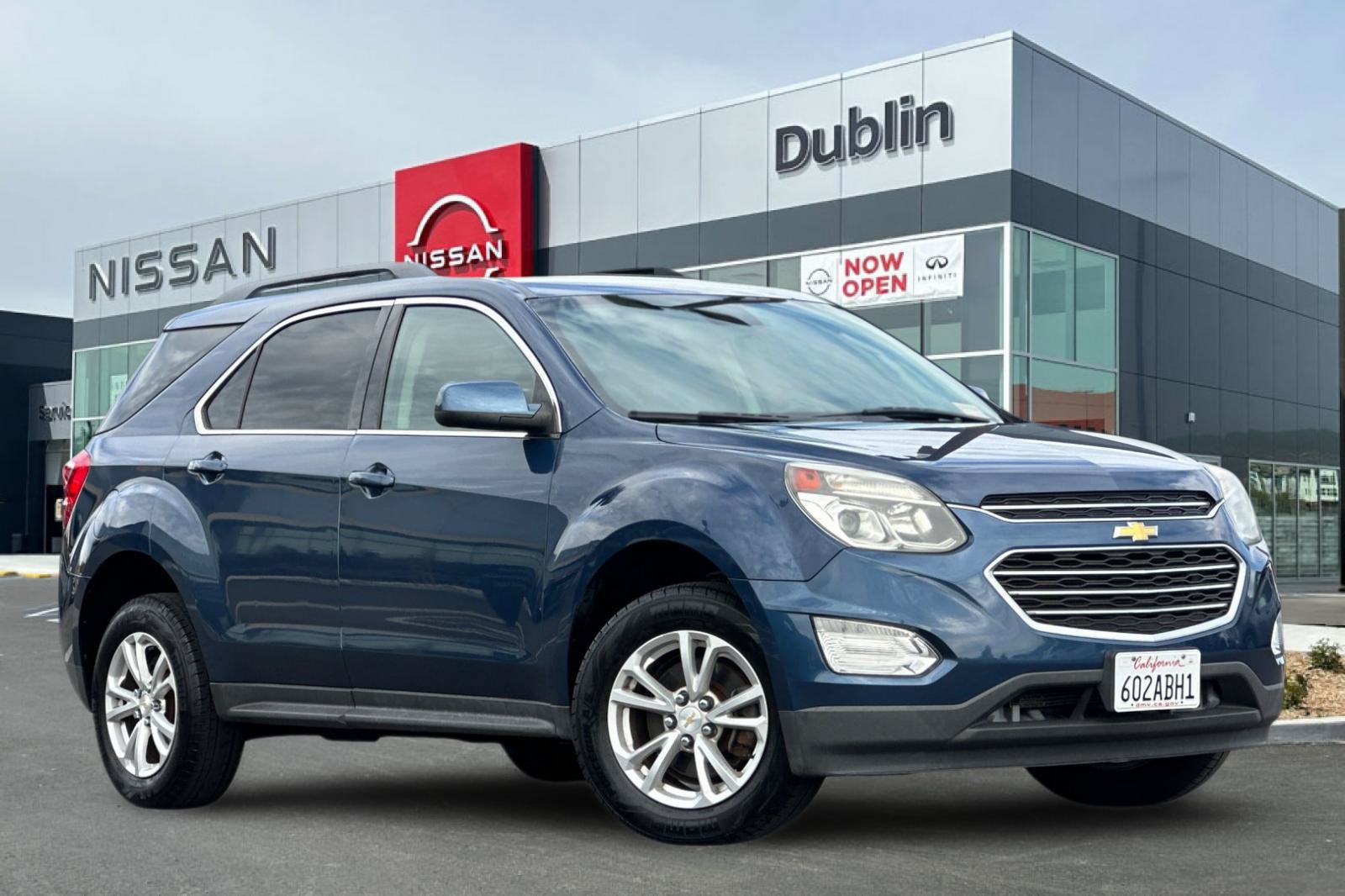 Used 2016 Chevrolet Equinox LT w/ Convenience Package AWD/4WD image 2