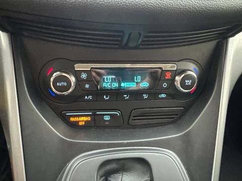 Used 2016 Ford Escape SE w/ SE Leather Comfort Package FWD image 22
