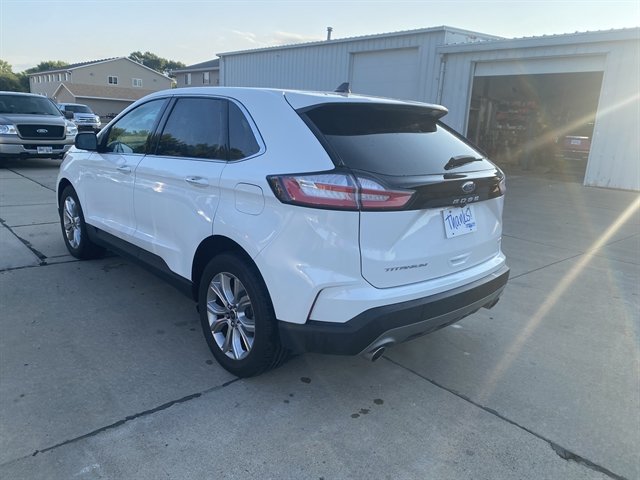 Used 2024 Ford Edge Titanium AWD/4WD image 5