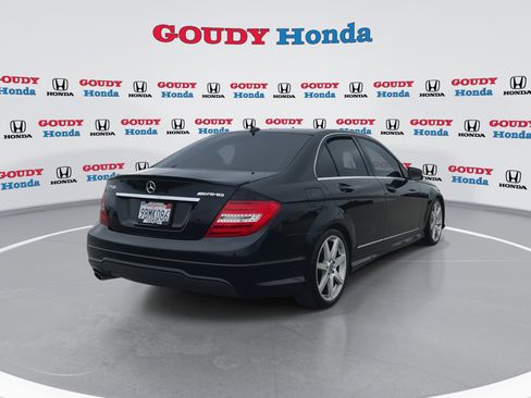 Used 2013 Mercedes-Benz C 250 Sedan image 8