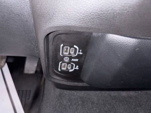 Used 2023 RAM 1500 Big Horn RWD image 26