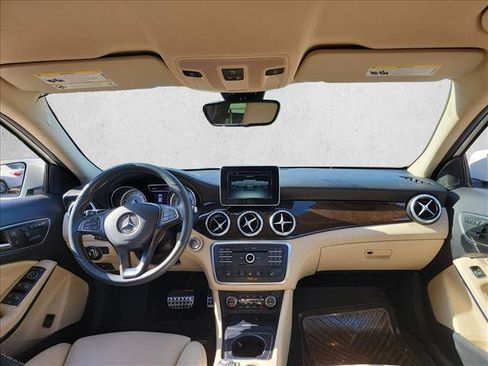 Used 2017 Mercedes-Benz GLA 250 image 17