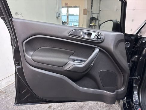 Used 2015 Ford Fiesta ST FWD image 22