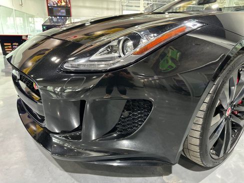 Used 2015 Jaguar F-TYPE S RWD image 22