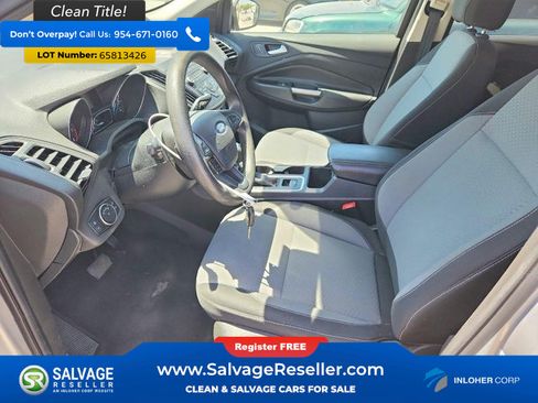 Used 2017 Ford Escape SE FWD image 9