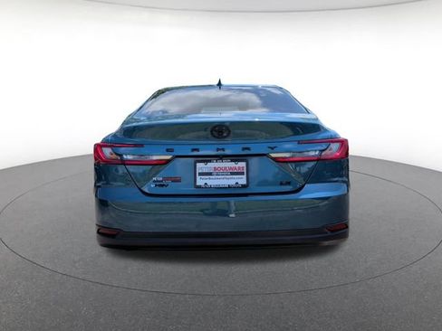 Used 2025 Toyota Camry LE w/ Convenience Package FWD image 5