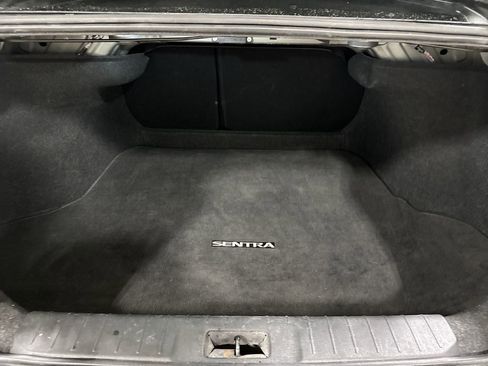 Used 2024 Nissan Sentra S image 23