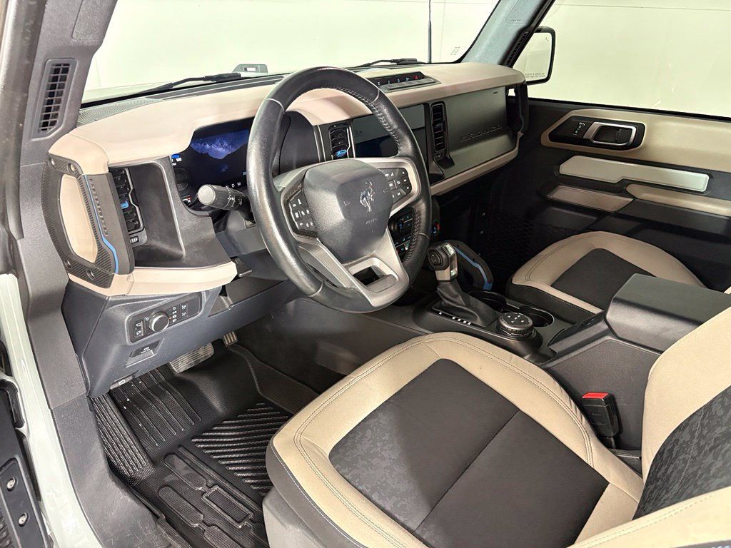 Used 2022 Ford Bronco Wildtrak AWD/4WD image 16