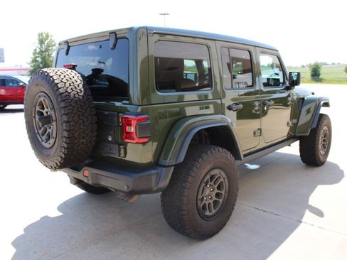 Certified 2023 Jeep Wrangler Unlimited Rubicon 392 w/ Xtreme Recon 35" Tire Package AWD/4WD image 7