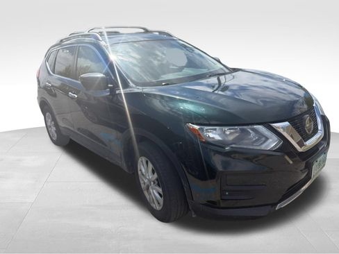 Used 2018 Nissan Rogue SV w/ Sun & Sound Touring Package AWD/4WD image 2
