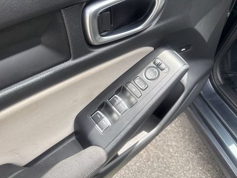 Used 2023 Honda Civic LX image 10