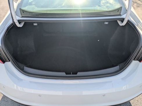 Used 2025 Chevrolet Malibu LT image 13