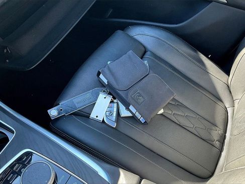 Used 2021 BMW X7 M50i image 35