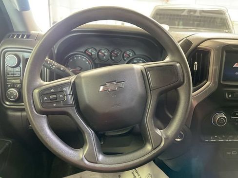 Used 2025 Chevrolet Silverado 1500 Custom Trail Boss AWD/4WD image 14