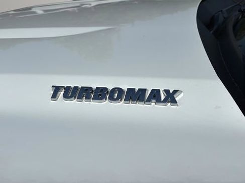 Used 2025 Chevrolet Silverado 1500 Custom RWD image 36