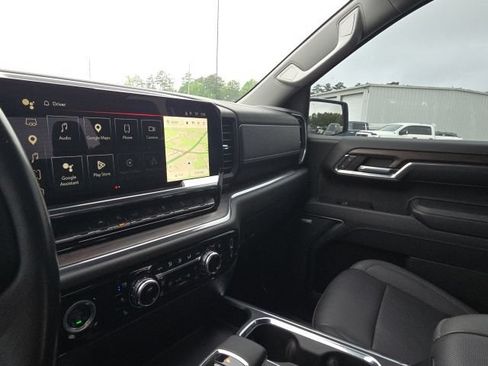 Used 2023 GMC Sierra 1500 SLT w/ SLT Premium Package AWD/4WD image 31