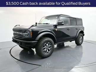 New 2025 Ford Bronco Badlands video 3