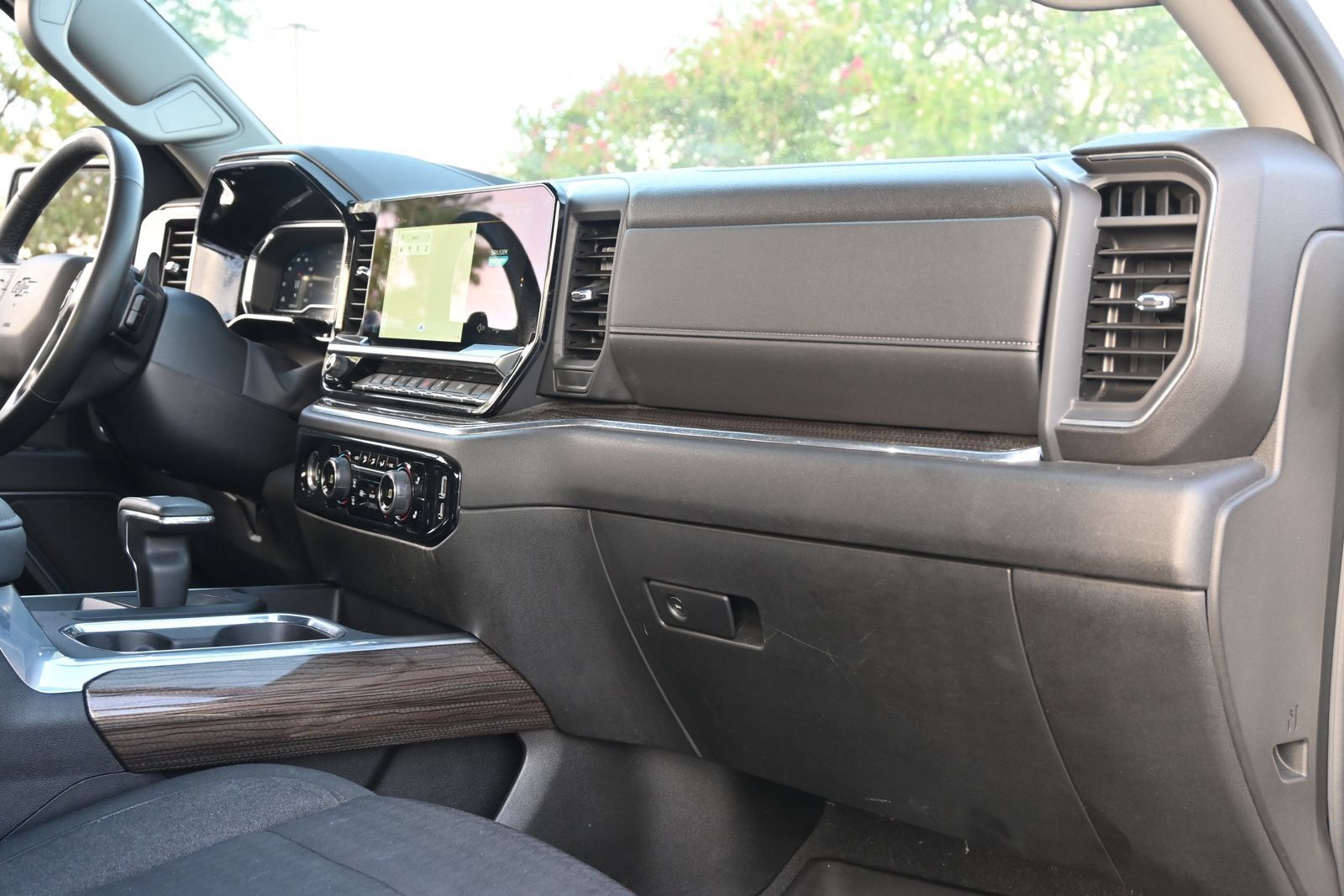 Used 2024 Chevrolet Silverado 1500 RST w/ Protection Package RWD image 24