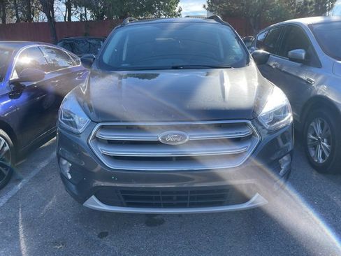 Used 2018 Ford Escape SEL image 3
