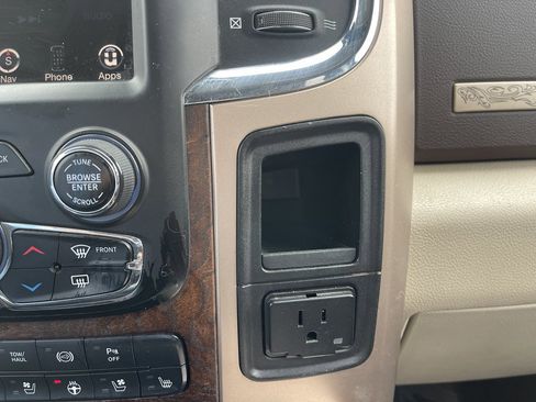 Used 2015 RAM 2500 Longhorn image 18