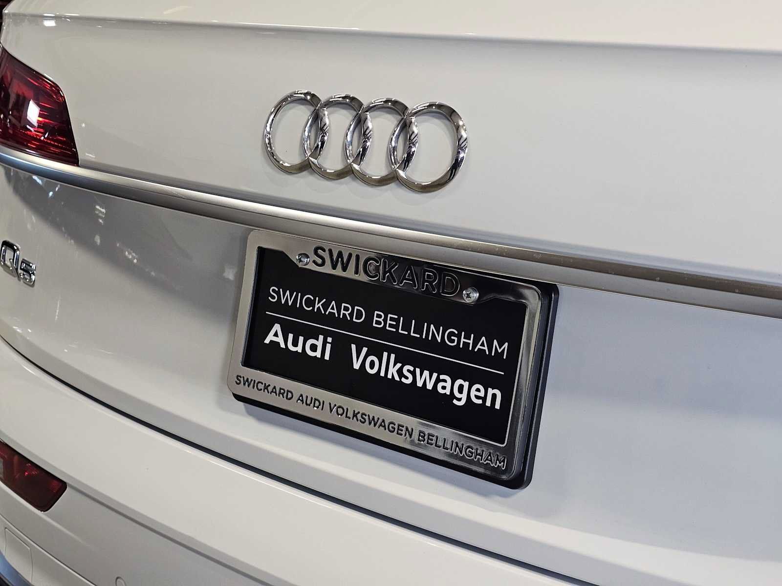 Used 2023 Audi Q5 2.0T Premium w/ Convenience Package AWD/4WD image 14