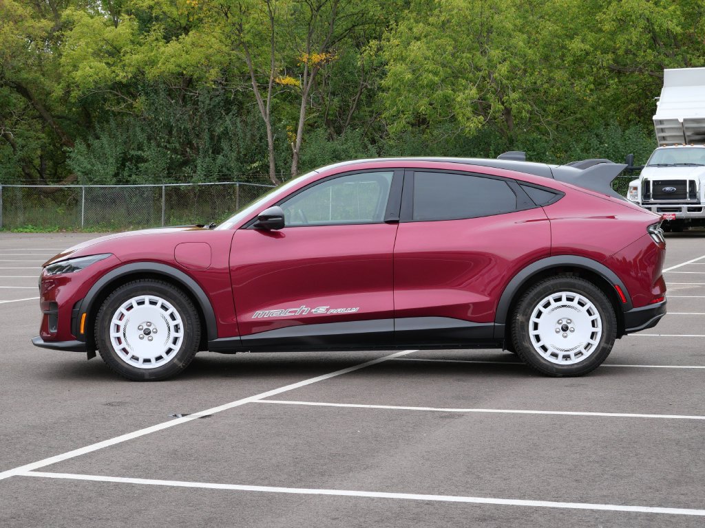Used 2025 Ford Mustang Mach-E GT AWD/4WD image 8
