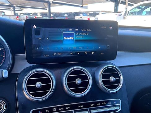 Used 2021 Mercedes-Benz GLC 300 image 30