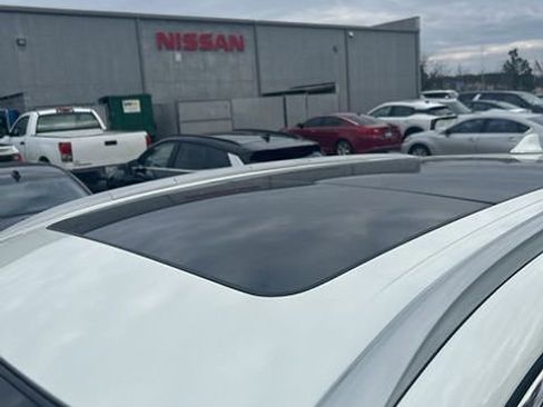 Used 2020 Nissan Murano Platinum w/ Cargo Package image 10