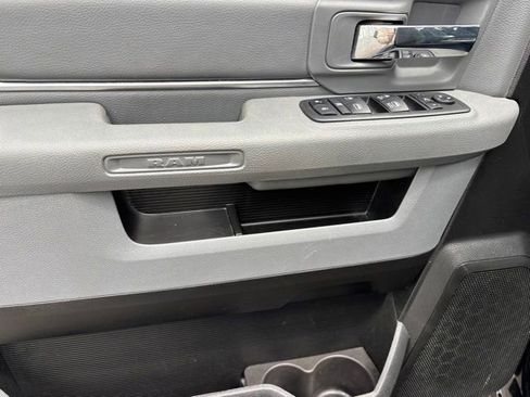 Used 2019 RAM 1500 Classic Warlock AWD/4WD image 12