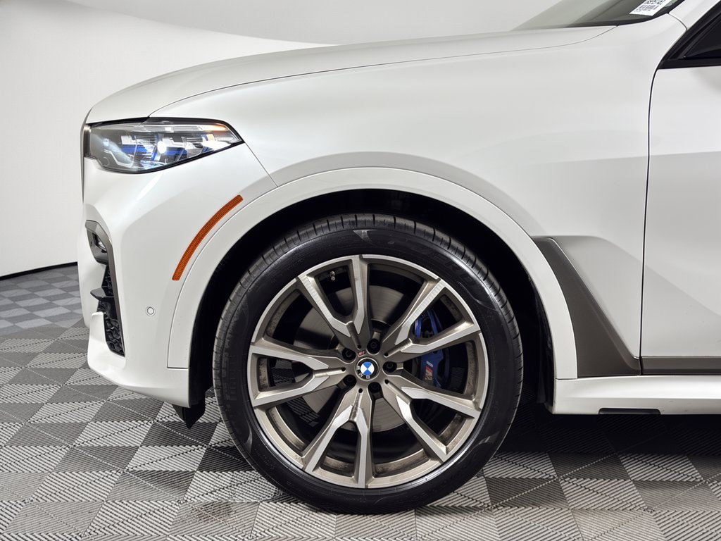 Used 2022 BMW X7 M50i AWD/4WD image 13