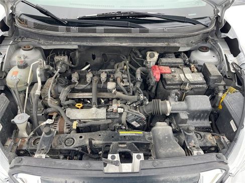 Used 2020 Nissan Kicks SV image 17