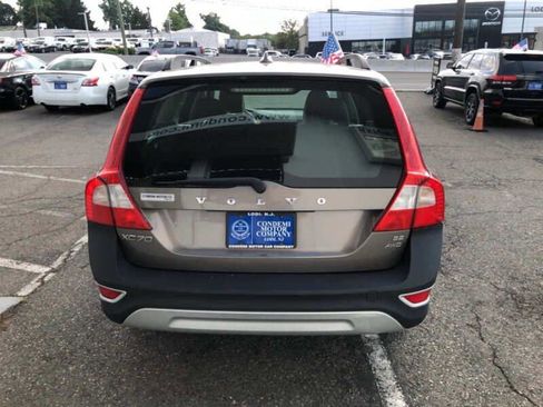 Used 2010 Volvo XC70 3.2 image 12
