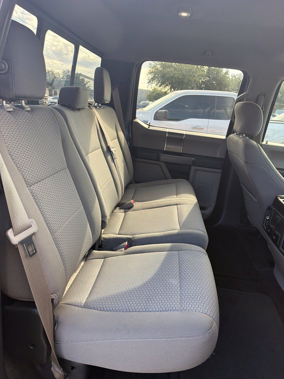 Used 2017 Ford F150 XLT w/ Equipment Group 302A Luxury AWD/4WD image 10