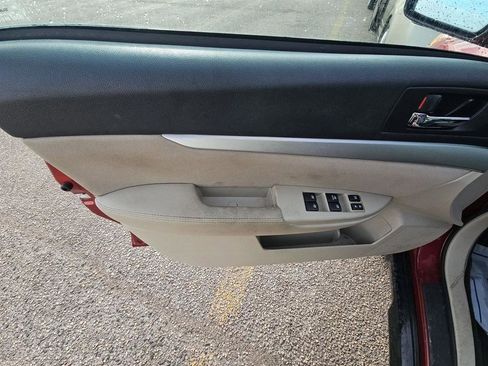 Used 2014 Subaru Outback 2.5i Premium w/ Moonroof Package image 15