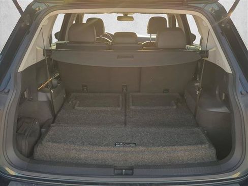 Used 2019 Volkswagen Tiguan SE w/ Panoramic Sunroof Package FWD image 23