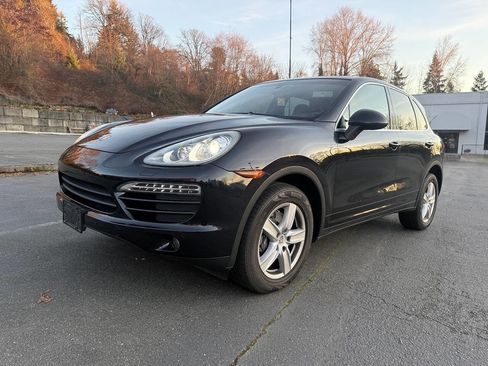 Used 2011 Porsche Cayenne image 1