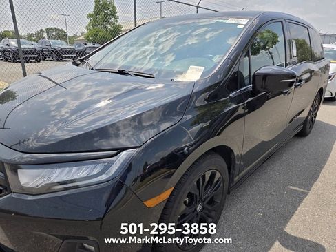 Used 2025 Honda Odyssey Sport-L image 9