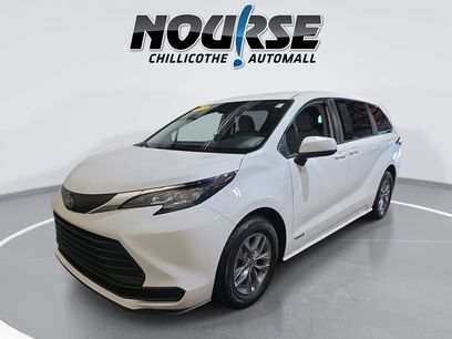 Used 2021 Toyota Sienna LE
